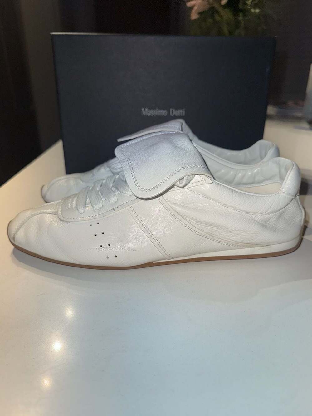 Massimo Dutti White Leather Sneakers Size 41